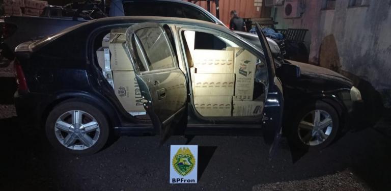 Três carros carregados com cigarros contrabandeados são apreendidos em Guaíra
