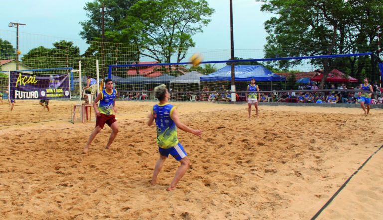 Choreí e Esteban dão show e conquistam o 1º Torneio Kagiva/AABB de Futevôlei