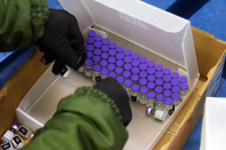 Estado vai receber mais 450,4 mil vacinas contra a Covid-19 nesta quarta-feira