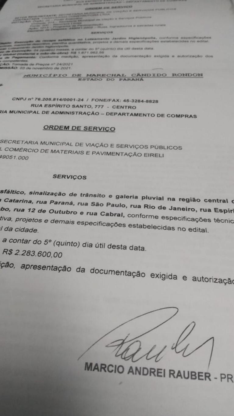 Prefeito rondonense assina ordens de serviço de quase R$ 4 milhões para recape asfáltico