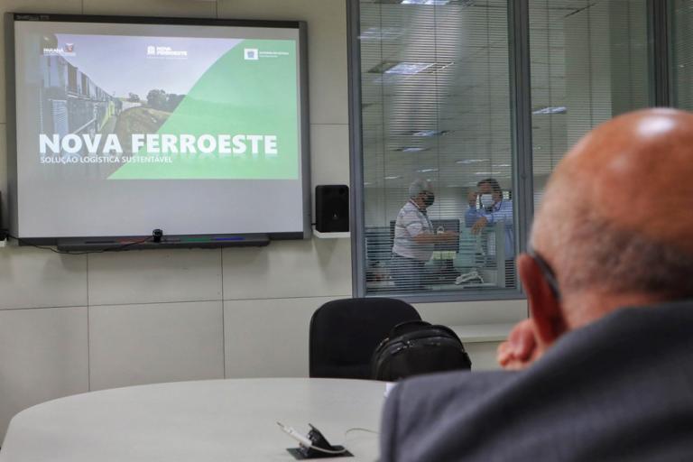 Paraná e Santa Catarina discutem ramal da Nova Ferroeste entre Cascavel a Chapecó