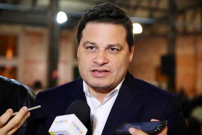 Estado fecha acordo com Caminhos do Paraná para manutenção dos serviços