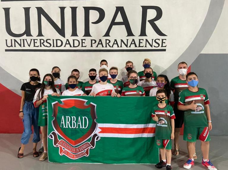 Atletas da Associação Rondonense de Badminton conquistam resultados expressivos em eventos estaduais e nacionais