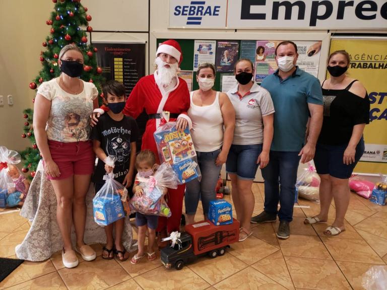 Mais de 120 crianças mercedenses são presenteadas no “1º Natal da Alegria” do Provopar