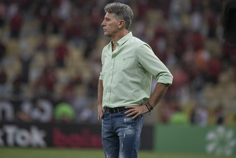 Brasileirão 2021 registra 21 trocas de treinadores, segundo menor número desde 2003