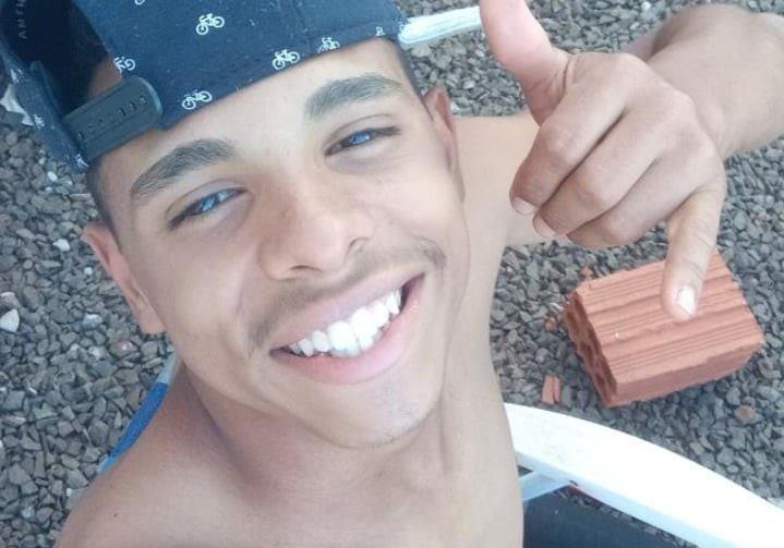 Morre terceira vítima de acidente com motos ocorrido em Mercedes