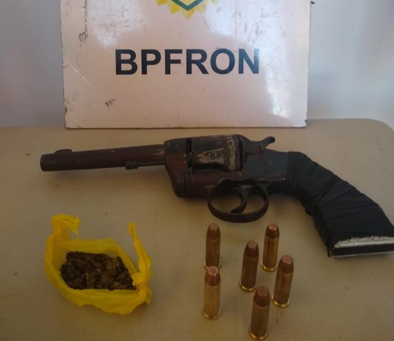 BPFron apreende revólver, drogas e munições em Nova Santa Rosa