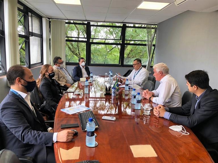 Comitiva dos lindeiros busca parcerias junto ao Governo do Estado para o Programa de Governança Regional