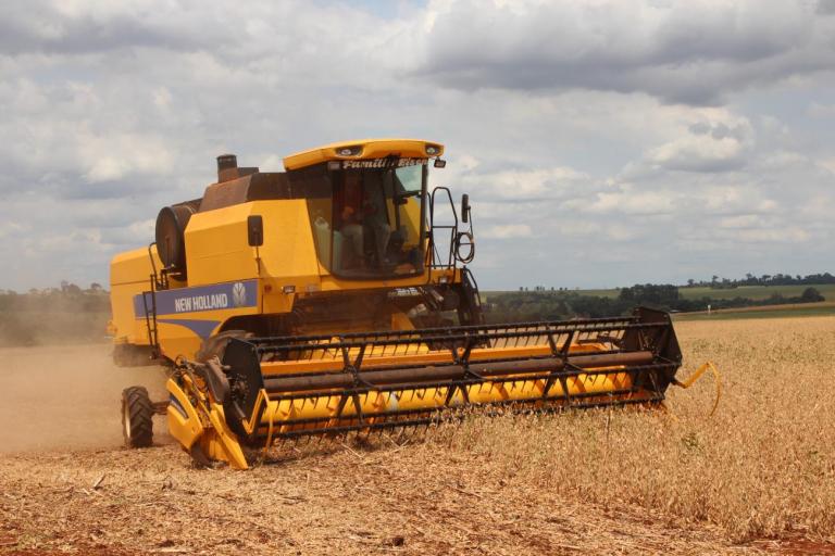 Baixa produtividade da soja não cobre custos da colheita em Marechal Rondon