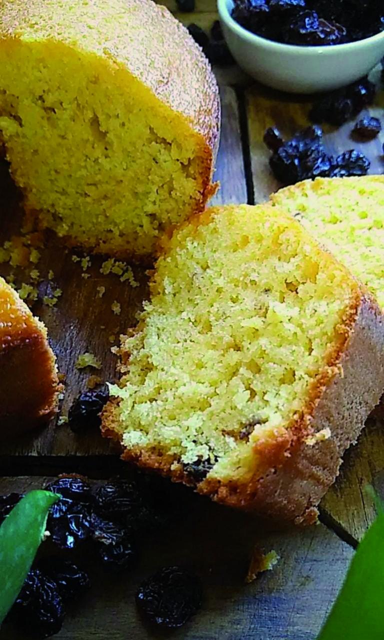 Bolo de aveia e passas