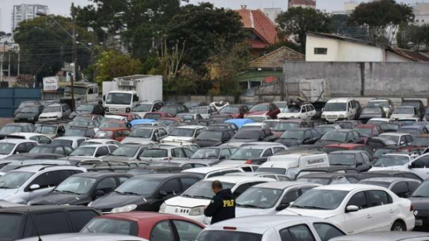 PRF realiza leilão virtual de veículos retidos em diversas regiões do Paraná