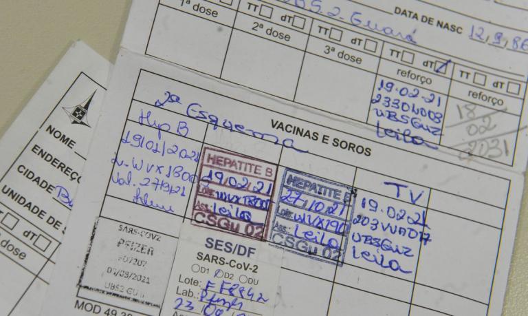 Intervalo da 3ª dose da vacina contra Covid-19 será de quatro meses