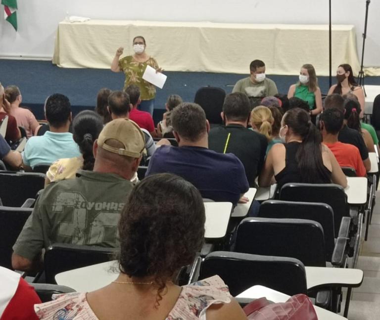 Rondonenses participam de reunião sobre os procedimentos de laqueadura e vasectomia