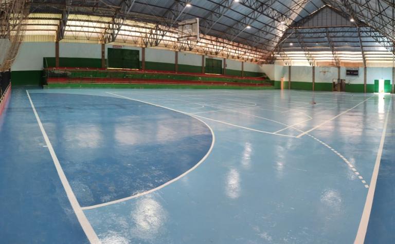 Quadras de ginásios permanecerão fechadas até 23 de janeiro