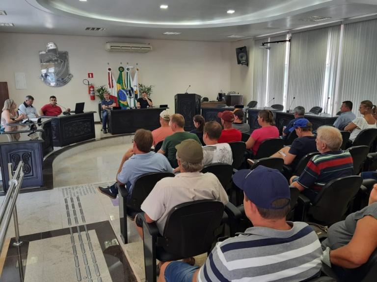 Vereadores nova-santa-rosenses e deputado Elio Rusch participam de audiência sobre a Copel