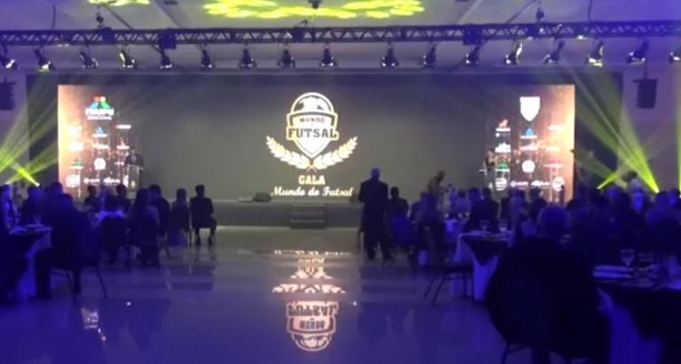 Gala Mundo do Futsal fez homenagem aos maiores nomes do futsal no Brasil