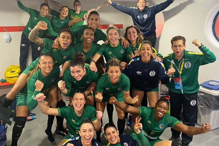 Após oito anos, a seleção feminina de handebol volta para as quartas de finais do Mundial