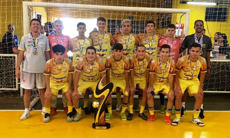 Futsal rondonense conquista título inédito às categorias de base