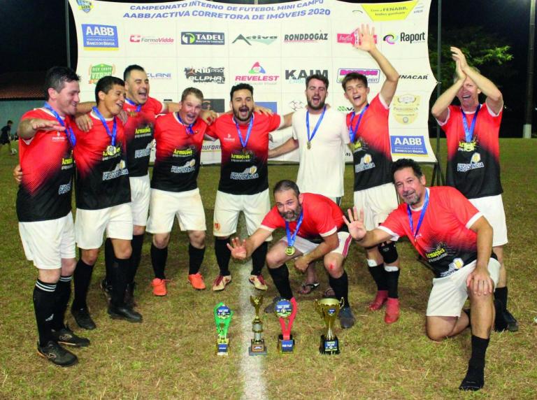 Gambá Armações/Chopp Providência goleia na final e fatura o Interno Mini-campo da AABB