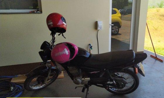 Motociclista é detido após empinar na frente da PM em Santa Helena