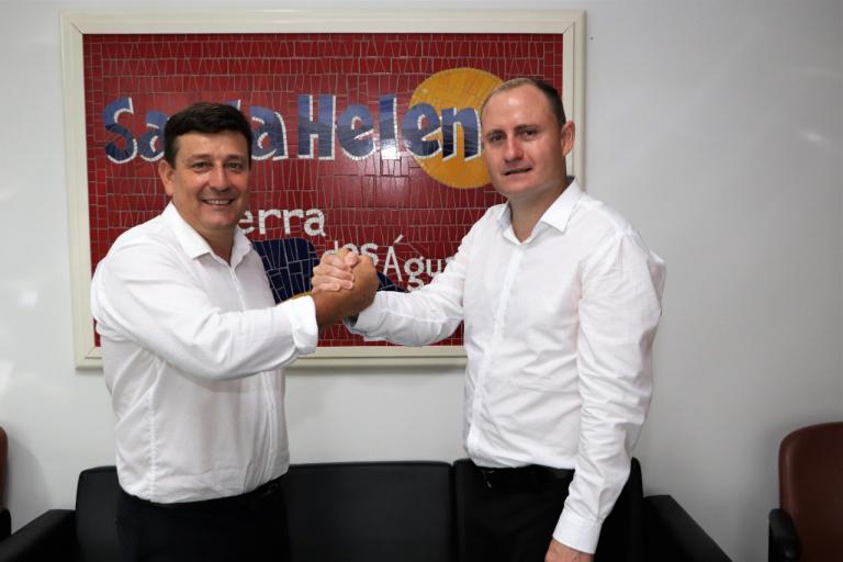 Santa Helena: Zado passa o cargo de prefeito para Dinho Maraskin por 30 dias