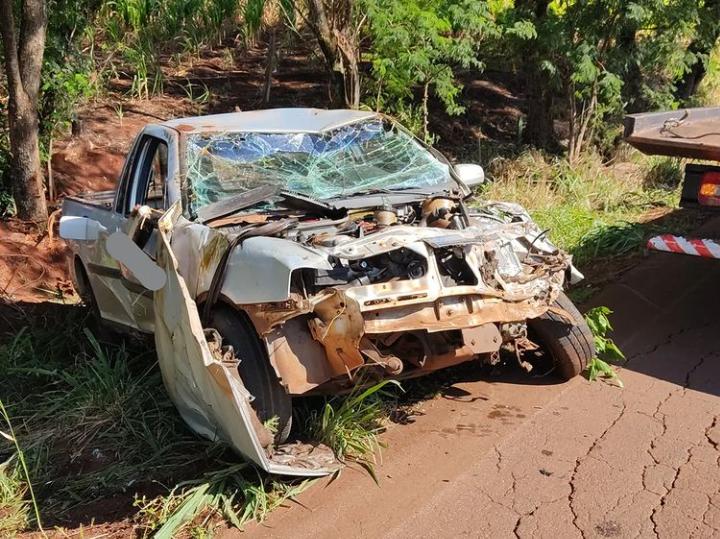 Saveiro fica destruída em capotamento entre Marechal Rondon e Margarida