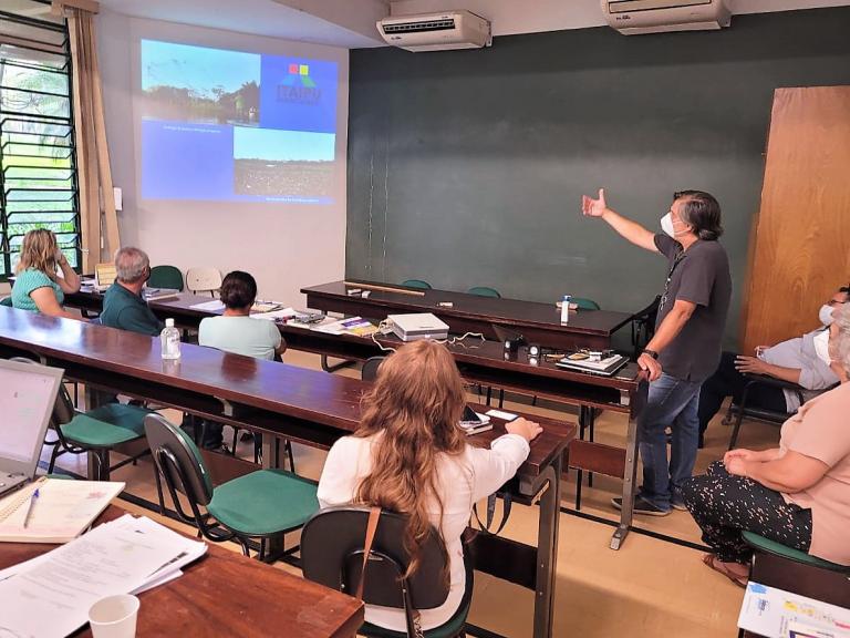 Programa de Governança Regional busca interação para o desenvolvimento com a UEM