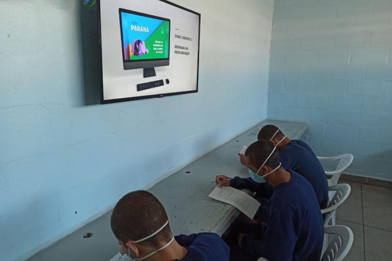 Adolescentes das unidades socioeducativas participam do Exame Nacional do Ensino Médio