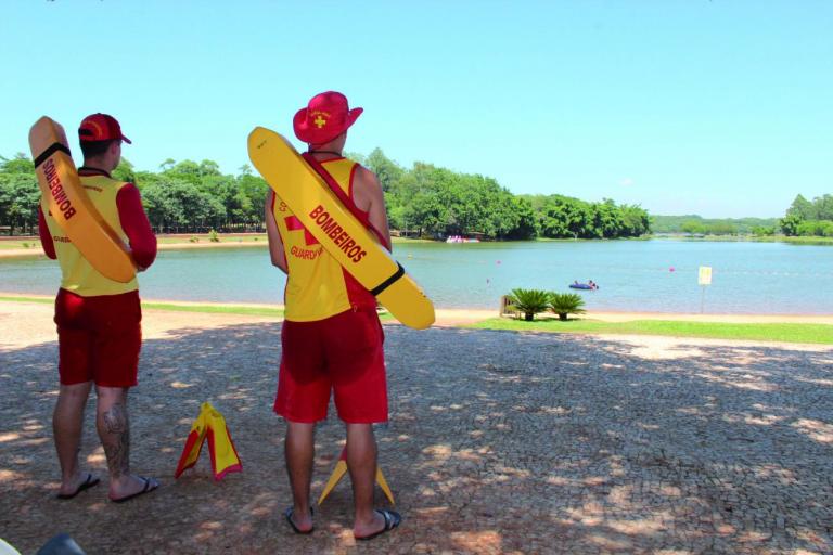 Ataques de piranhas nas praias da Costa Oeste deixam banhistas em alerta