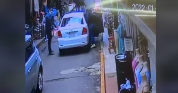 Grupo fingindo ser militar rouba casa de armas em Cidade do Leste