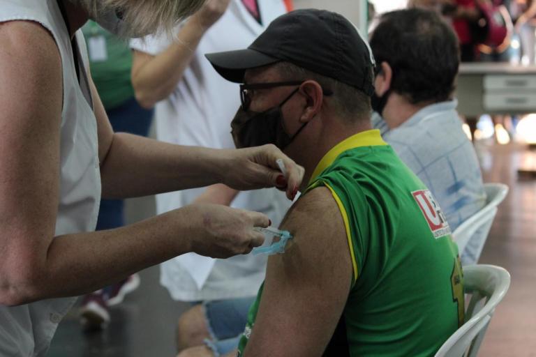 Semana começa com 400 vacinas contra Covid-19 disponíveis em Marechal Rondon 