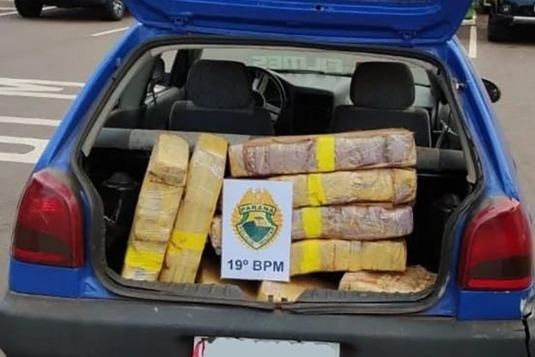 Carro com mais de 100 quilos de maconha é apreendido pela PM em Ouro Verde do Oeste