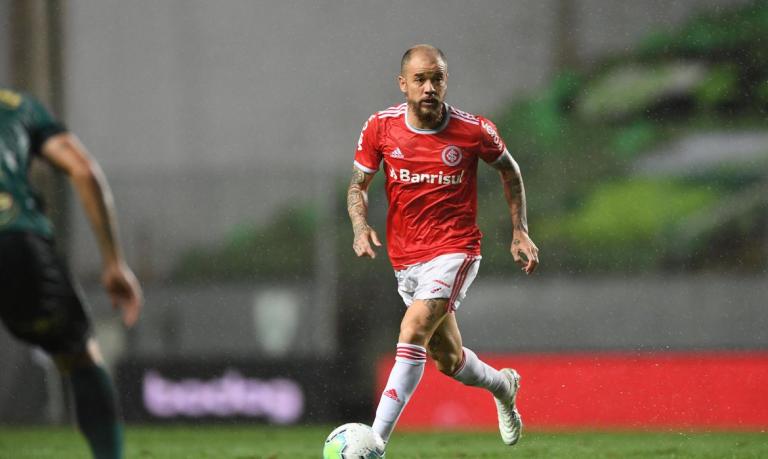 Inter anuncia retorno de D’Alessandro para “últimos jogos de carreira histórica”