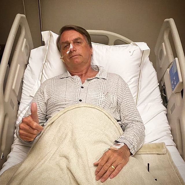 Médicos de Bolsonaro descartam necessidade de nova cirurgia