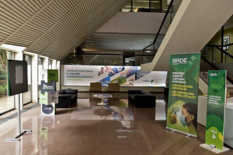 Financiamento do BRDE para inovação e pesquisa realiza sonho de farmacêutica