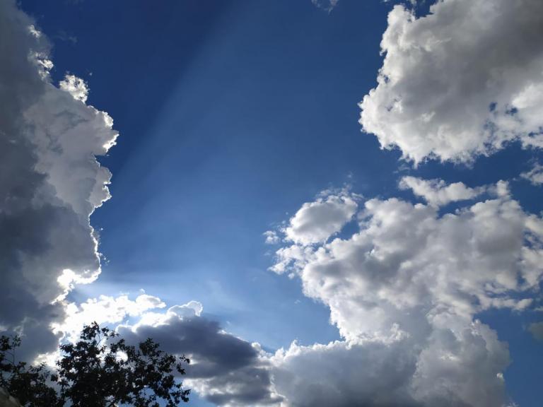 Ar tropical quente e úmido cobre o Brasil de Norte a Sul com instabilidade