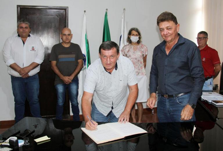 Noedi Hardt assume como prefeito em exercício em Nova Santa Rosa