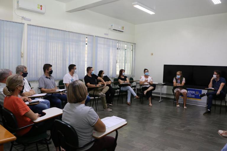 Saúde e empresários alinham medidas de contenção à Covid-19 em Santa Helena