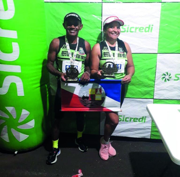 Quatro-pontenses iniciam competições de 2022 subindo ao pódio