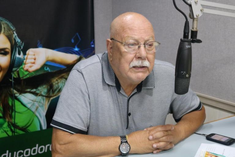 Mais antigo profissional da rádio rondonense se despede dos microfones