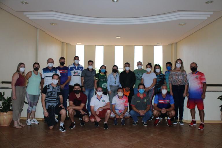 Cresol realiza 3ª liga do Vôlei dos Gigantes na região Oeste do Paraná