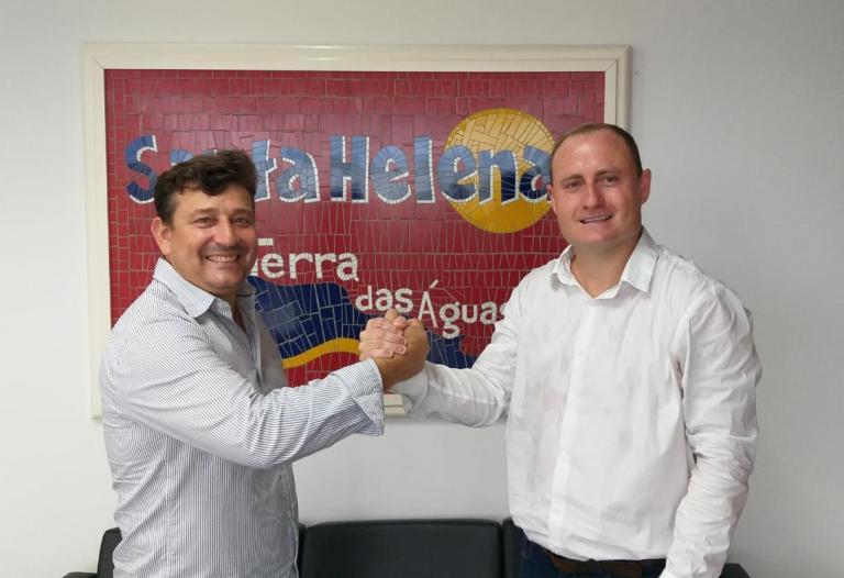 Zado reassume Prefeitura de Santa Helena após período de férias