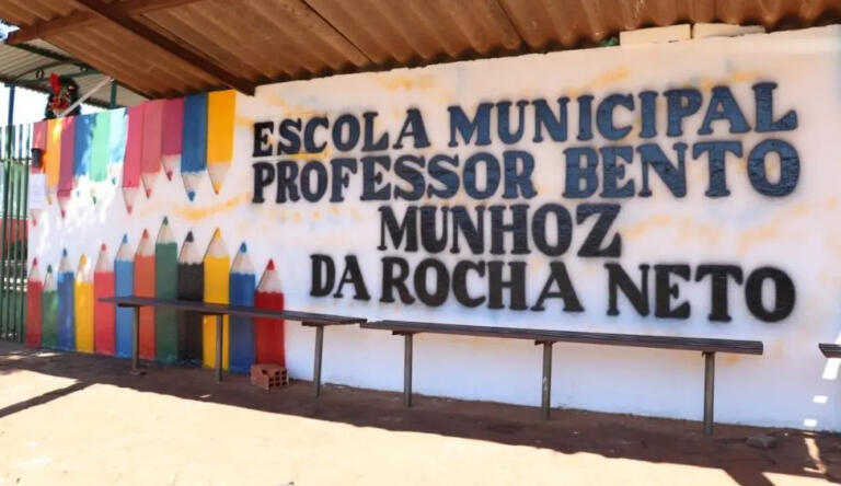 Escola Bento Munhoz está com matrículas abertas à Educação de Jovens e Adultos