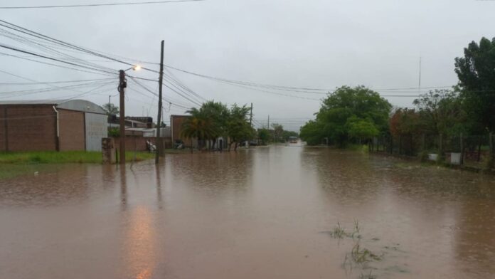 Chuva traz inundações na Argentina, no Paraguai e avança para o Sul do Brasil