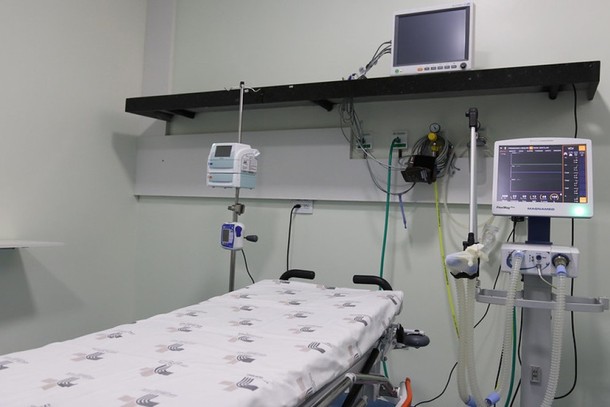 Pela primeira vez em dois anos, Hospital Municipal zera internações em leitos de UTI para Covid em Foz do Iguaçu