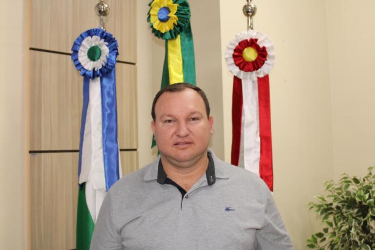 Prefeito de Mercedes desobriga uso de máscara em locais abertos e fechados