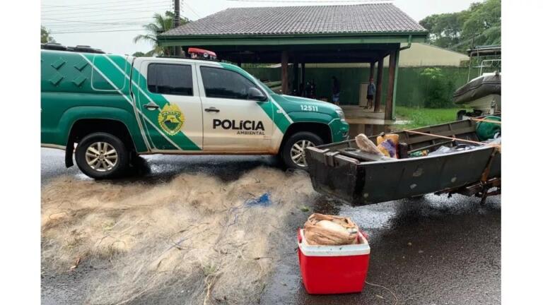 Polícia Ambiental prende seis pessoas em flagrante por crime de pesca ilegal em São Miguel do Iguaçu