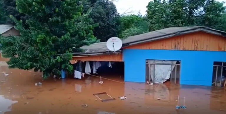 Chuvas intensas causam estragos em cidades do Oeste e Sudoeste do Paraná