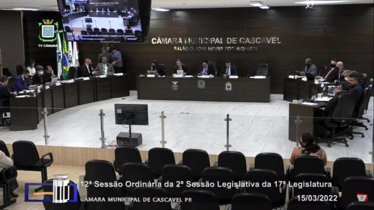 Câmara aprova projeto de lei que desobriga máscara ao ar livre em Cascavel