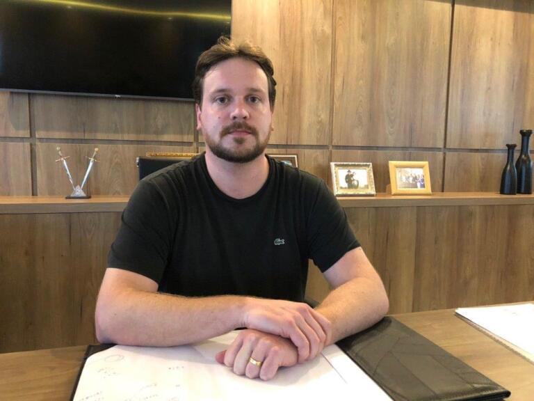 Vereadores aprovam concessão de título de Cidadão Honorário ao empresário Daniel Felipe Niedermeyer